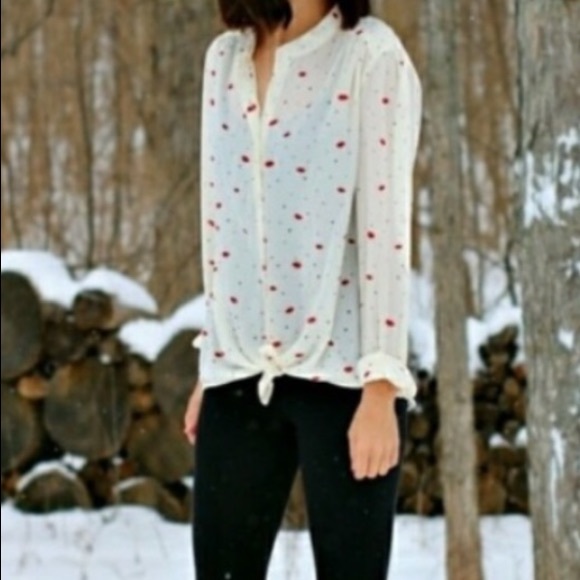 SHIRT BUTTONS DOWN VALENTINES DAY PRINT LIPS AND POLKA DOTS SZ L - Picture 8 of 8